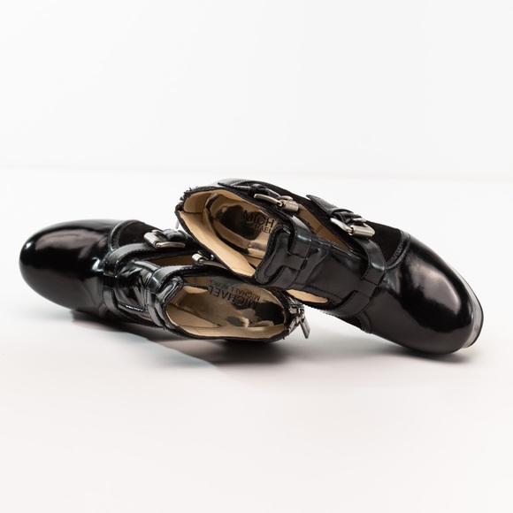 Michael Kors Black Buckle Heels 6.5 - Picture 3 of 4